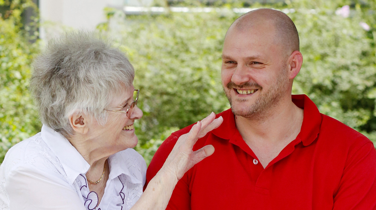 Stellenangebot Seniorenarbeit und Pflege